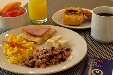 هتل Holiday Inn Express Managua, An Ihg