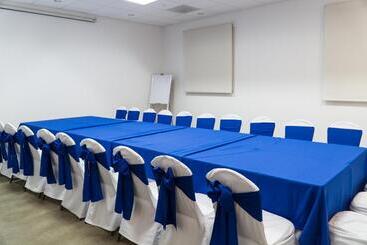 هتل Holiday Inn Express Managua, An Ihg