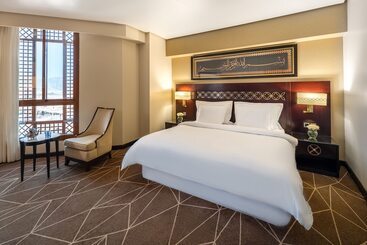 هتل Pullman Zamzam Madina