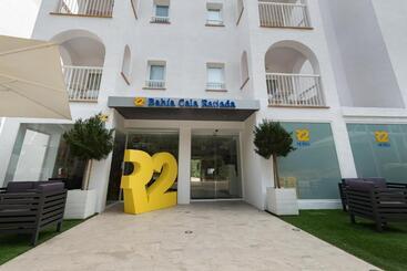 هتل R2 Bahia Cala Ratjada  Adults Only