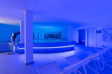 هتل R2 Bahia Cala Ratjada  Adults Only