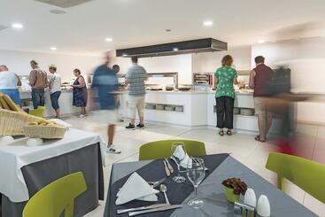 هتل R2 Bahia Cala Ratjada  Adults Only