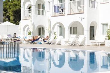 هتل R2 Bahia Cala Ratjada  Adults Only