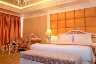 The Grand Kandyan - Kandy