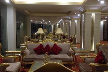 هتل The Grand Kandyan