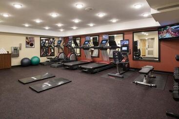 هتل Towneplace Suites By Marriott Red Deer
