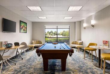 هتل Towneplace Suites By Marriott Harrisburg West/mechanicsburg