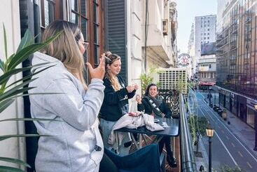 Ideal Social Hostel