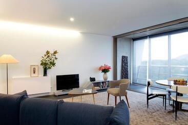 Nishi Apartments Eco Living By Ovolo