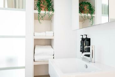 Nishi Apartments Eco Living By Ovolo