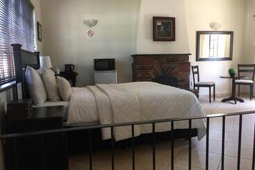 Lauriston Guesthouse - Centurion