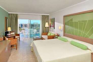 استراحتگاه Meliá Jardines del Rey
