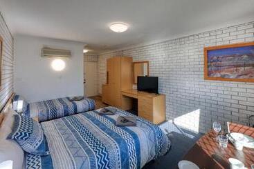 The Major Mitchell Motel