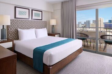 Waikiki Marina Resort At The Ilikai