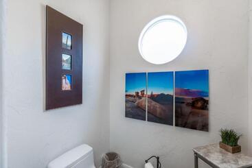 هتل Sunny Cozy Condo