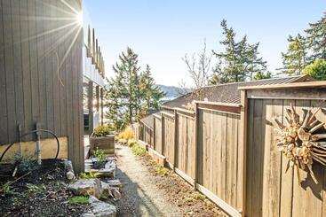 هتل Kingfisher Cove Hideaway