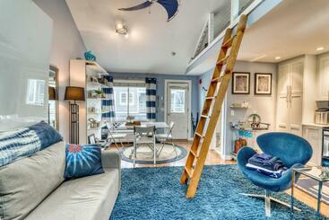 هتل Provincetown Waterfront Studio