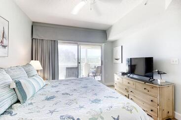 هتل Hampton Place 5501