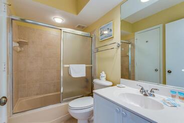 هتل Tidewater H 203