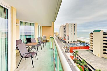 هتل Malibu Pointe Unit 803