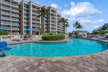 هتل Marco Beach Ocean Resort 807