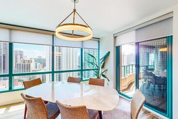 هتل The Landmark #2705