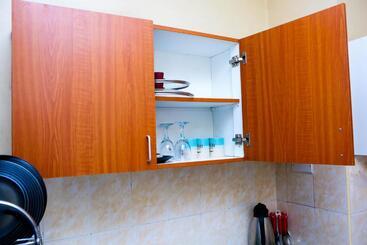 تختخواب و صبحانه Tiamcy Homes