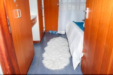 تختخواب و صبحانه Tiamcy Homes