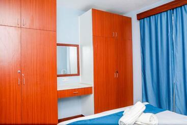 تختخواب و صبحانه Tiamcy Homes