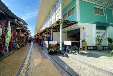 Blue Flow Hostel