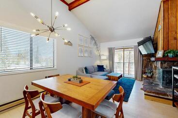 هتل Rustic Relaxation In Winter Park