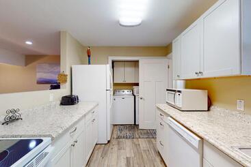 هتل Sea Island Beach House