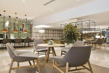 هتل The Level At Melia Sevilla