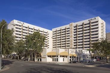 هتل The Level At Melia Sevilla
