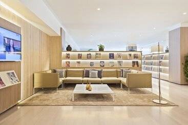 هتل The Level At Melia Sevilla