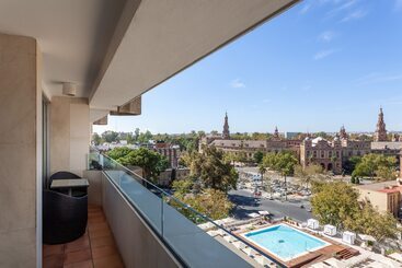 هتل The Level At Melia Sevilla