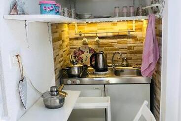 پانسیون Apartman Indira