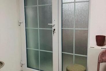 پانسیون Apartman Indira
