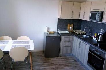 پانسیون Apartments&rooms Mido