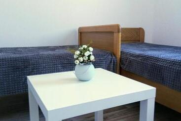 پانسیون Apartments&rooms Mido