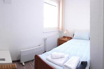 پانسیون Apartments&rooms Mido