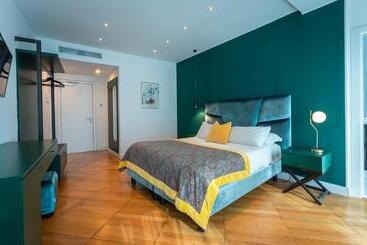 پانسیون Missori Suites