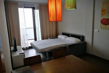 Aparthotel El Faro