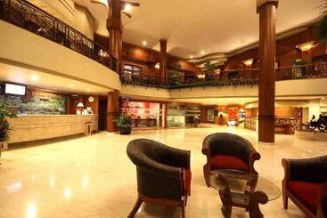 هتل Bentani  & Residence