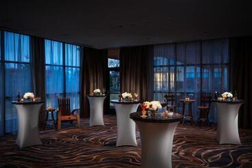 هتل Courtyard By Marriott Walla Walla