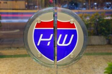 هتل Highway