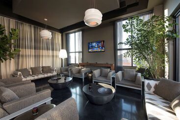 هتل Hilton Garden Inn Louisville Downtown