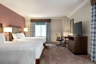 هتل Hilton Garden Inn Louisville Downtown