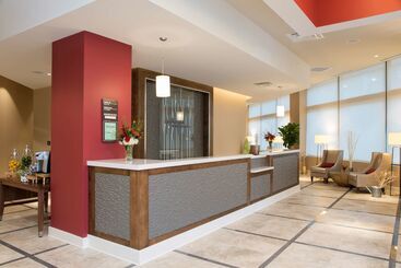 هتل Hilton Garden Inn Louisville Downtown