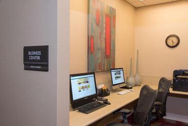هتل Hilton Garden Inn Louisville Downtown